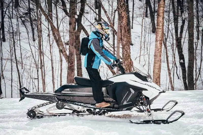 Electric Snowmobiles: The Future? 11 electric snowmobile