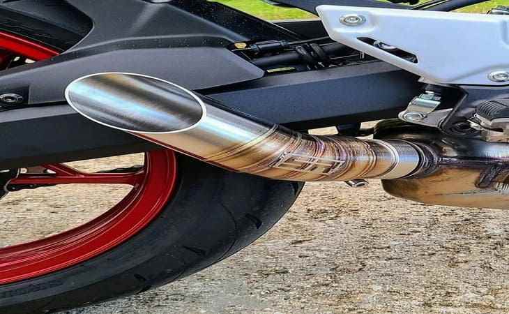 Exhaust