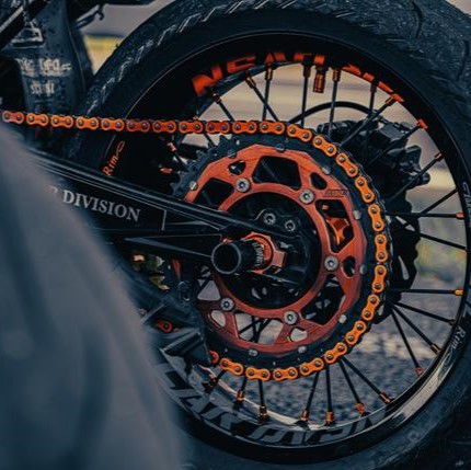 moto tire chain